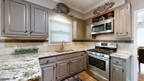 716 E Meadows Drive Mount Juliet TN 37122