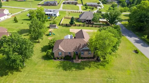 716 E Meadows Drive Mount Juliet TN 37122