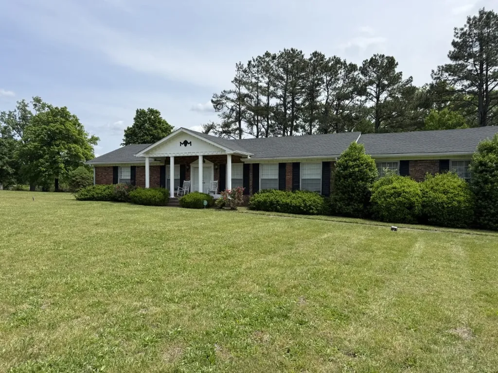 4576 Clarksville Pike Nashville TN 37218
