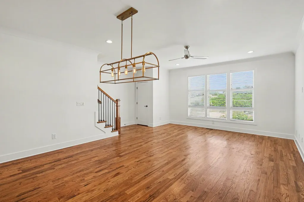 99 Fern Avenue Nashville TN 37207