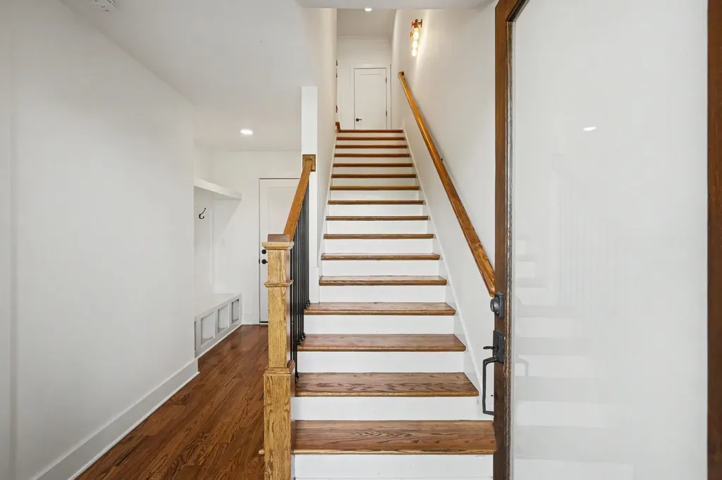 99 Fern Avenue Nashville TN 37207