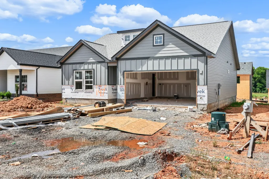 2708 Brewster Drive Clarksville TN 37042