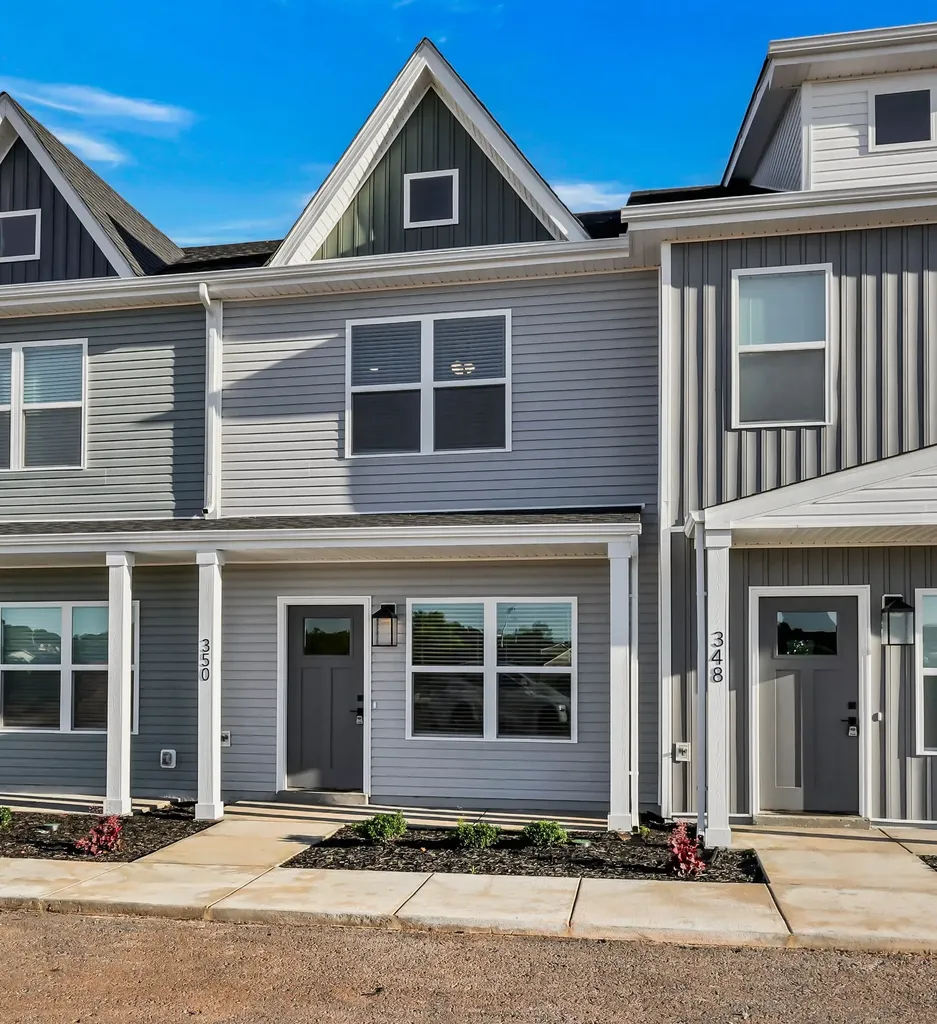 350 Front Ridge Circle Clarksville TN 37040