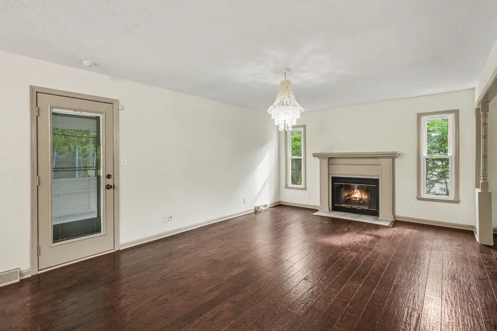 1775 Old Russellville Pike Clarksville TN 37043