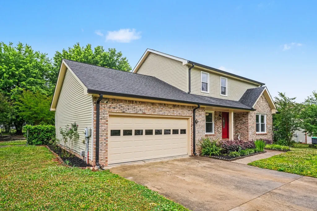 1775 Old Russellville Pike Clarksville TN 37043
