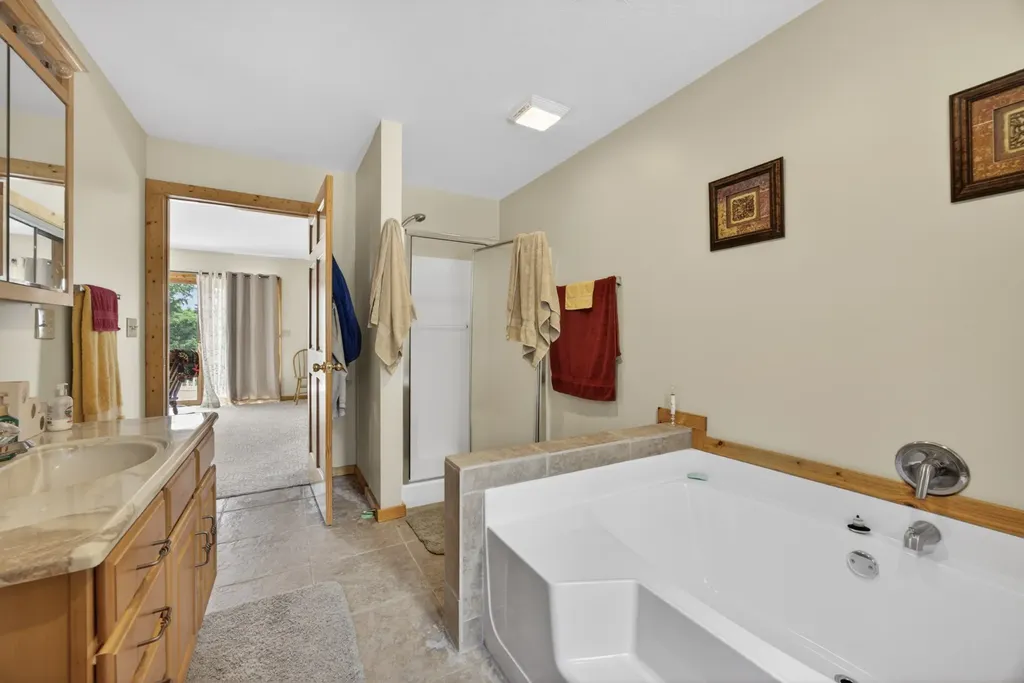 241 Hidden Cove Lane Allons TN 38541