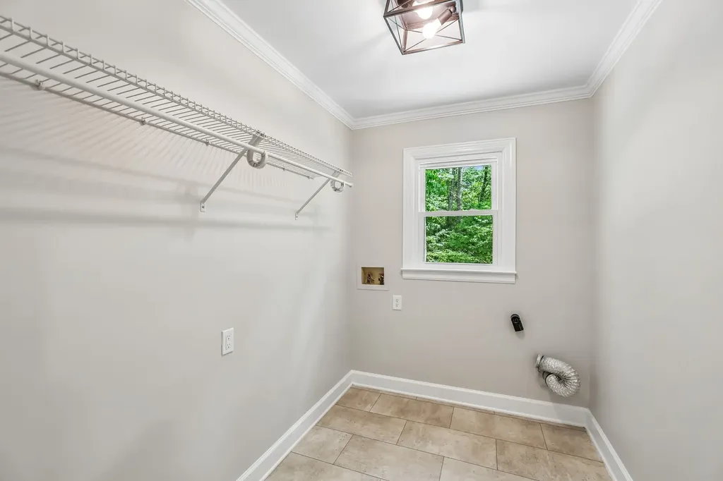 3447 Ledford Mill Road Wartrace TN 37183