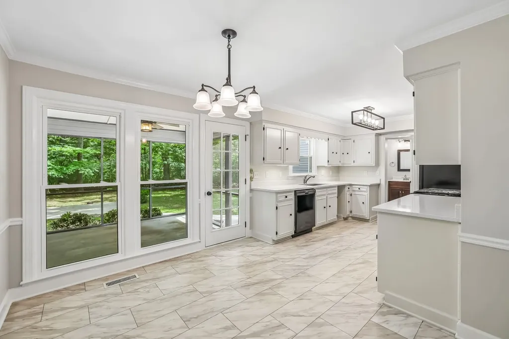 3447 Ledford Mill Road Wartrace TN 37183