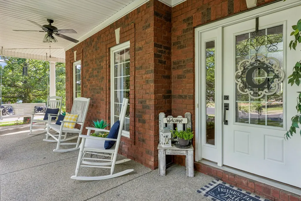1189 Mccoury Lane Spring Hill TN 37174