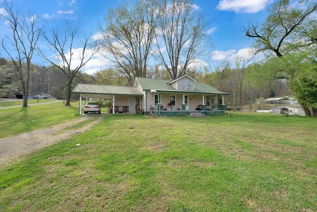 29088 Rhea County Highway Spring City TN 37381