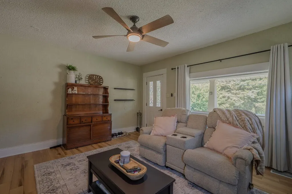 3810 Catalpa Avenue Knoxville TN 37914