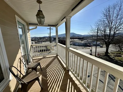 1001 E 11th Street Chattanooga TN 37403