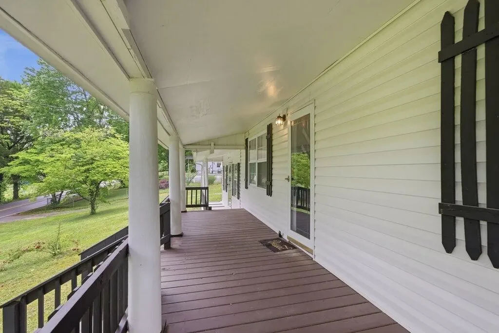 5780 Toestring Valley Road Spring City TN 37381