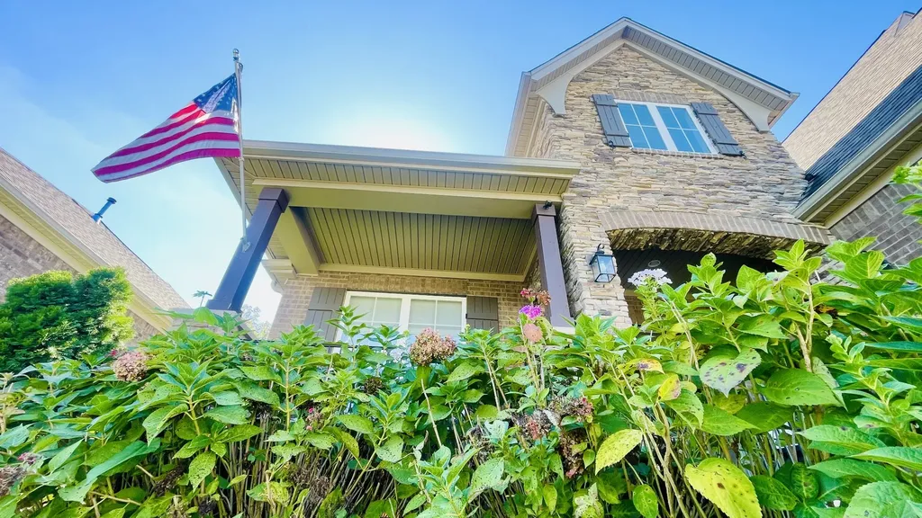 6013 Whitwort Drive Mount Juliet TN 37122