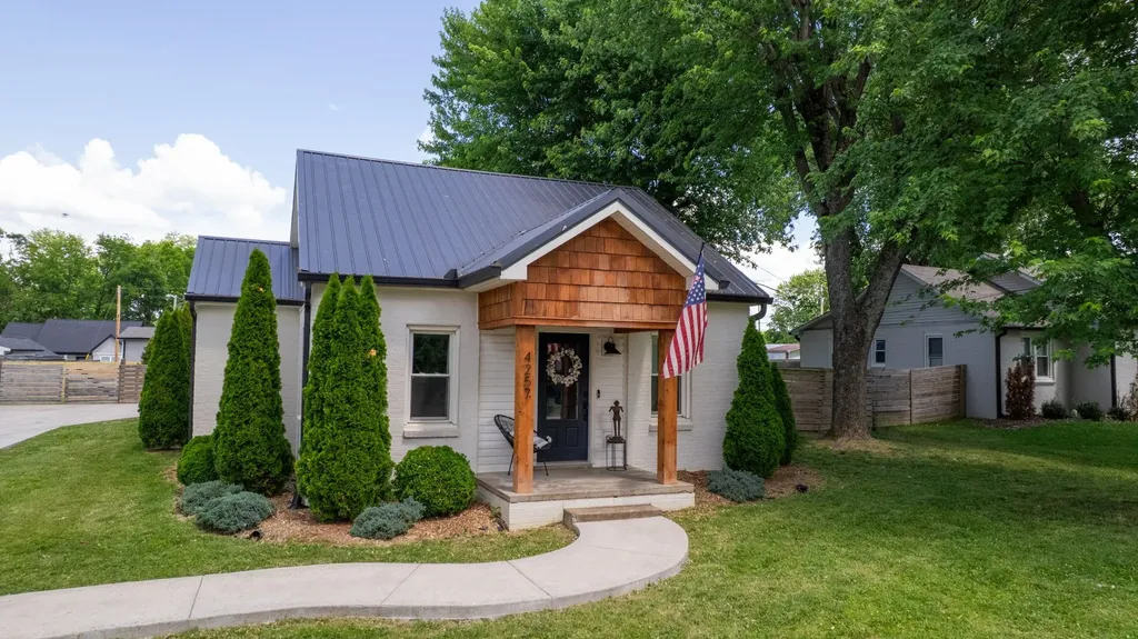 4257 Church Street Greenbrier TN 37073