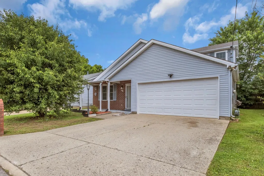 99 Edgehill Lane Hendersonville TN 37075