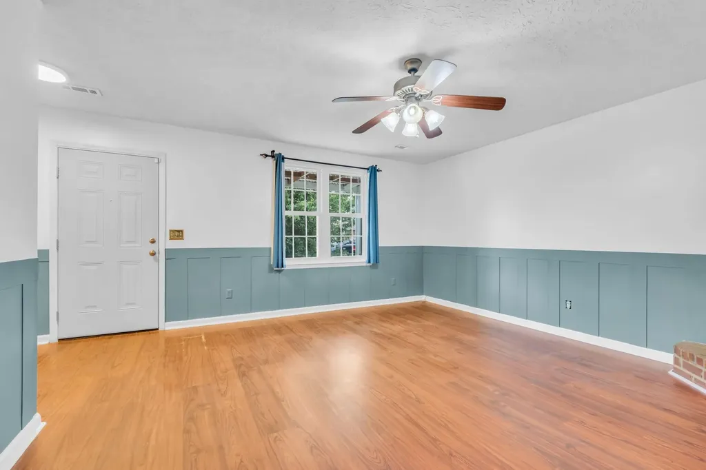 99 Edgehill Lane Hendersonville TN 37075