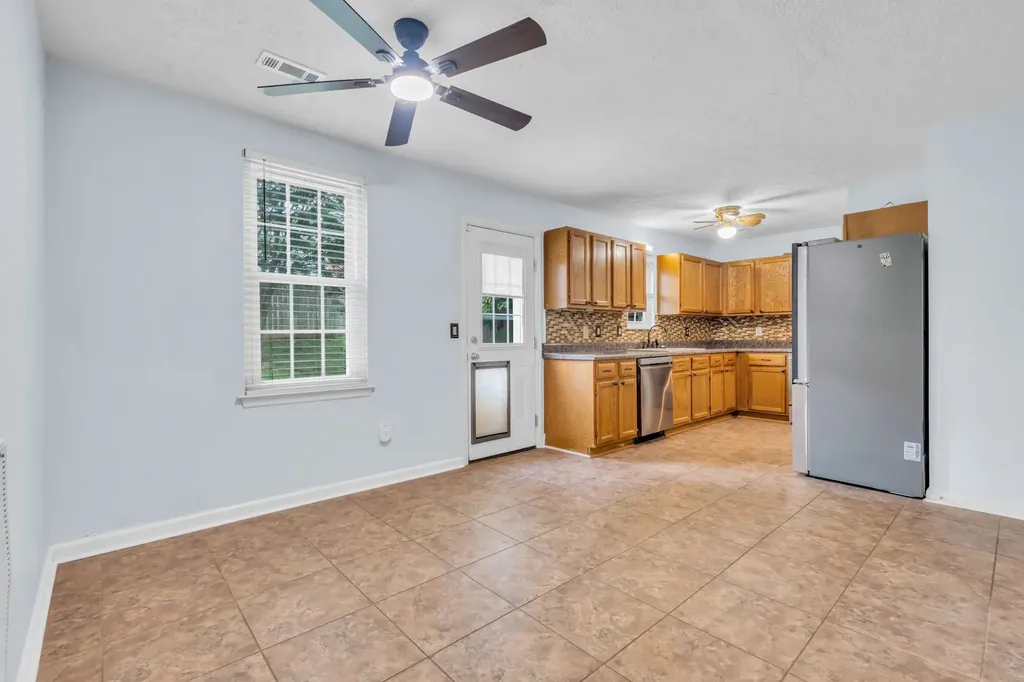99 Edgehill Lane Hendersonville TN 37075