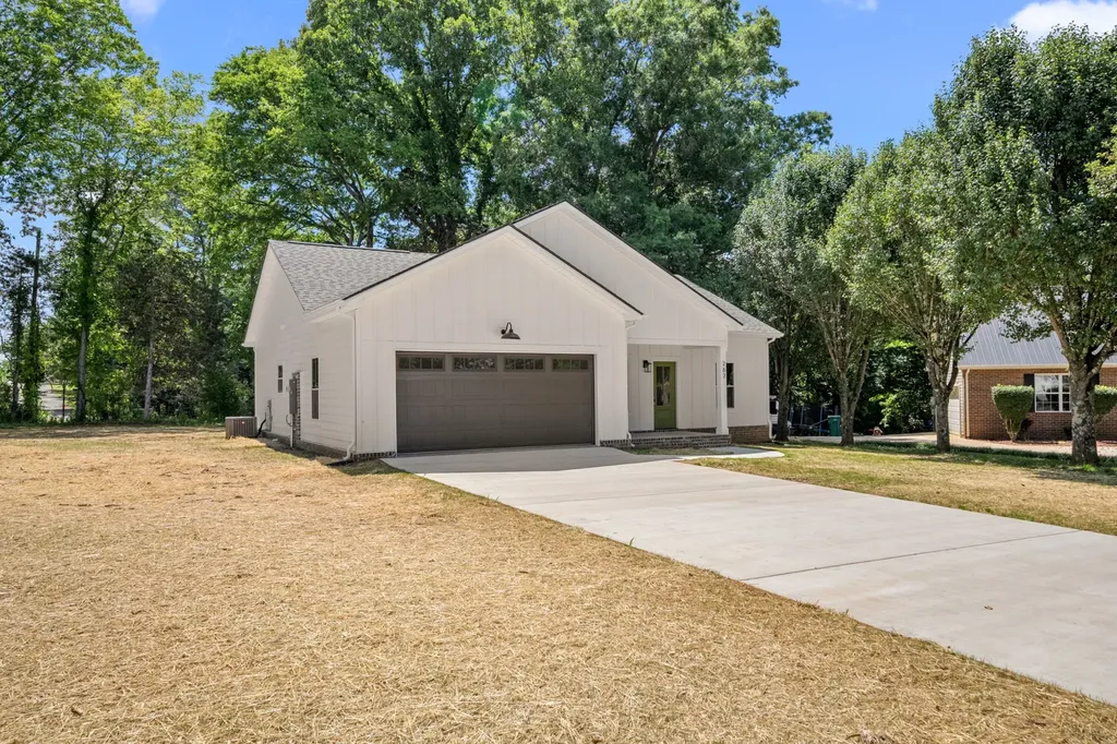 267 Brookfield Circle Winchester TN 37398