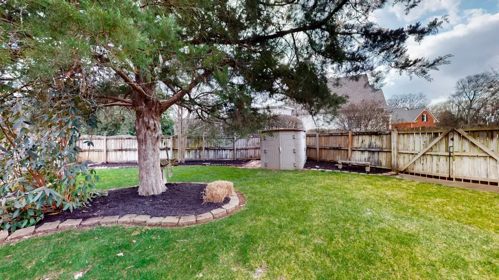 1912 Nightwalk Court Murfreesboro TN 37130