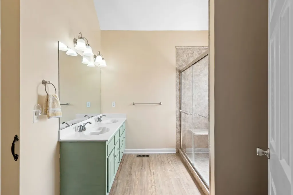 228 Comer Circle Murfreesboro TN 37128
