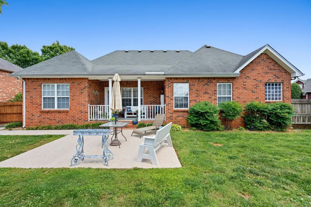 228 Comer Circle Murfreesboro TN 37128