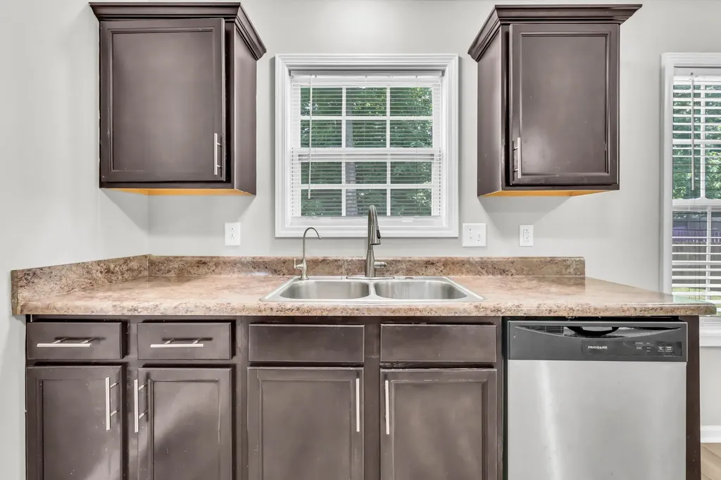 1393 Scrub Oak Drive Clarksville TN 37042
