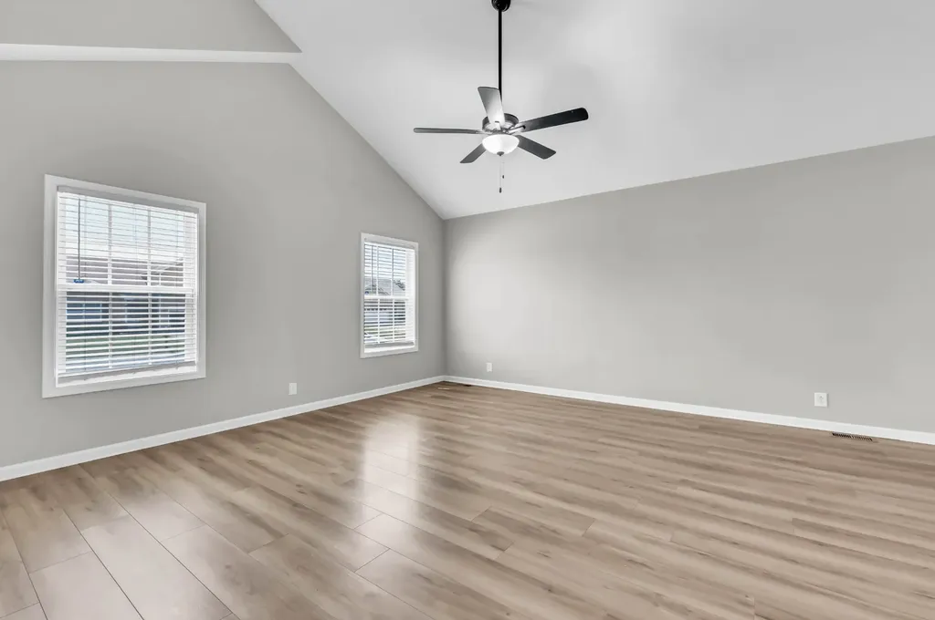 1393 Scrub Oak Drive Clarksville TN 37042