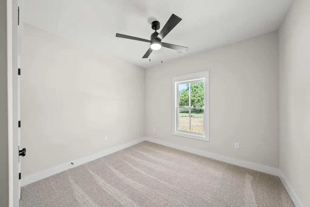 253 Brookfield Circle Winchester TN 37398