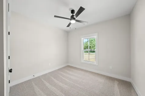 253 Brookfield Circle Winchester TN 37398