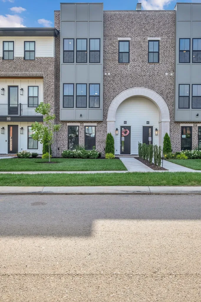 1415 Doc Johns Boulevard Murfreesboro TN 37128