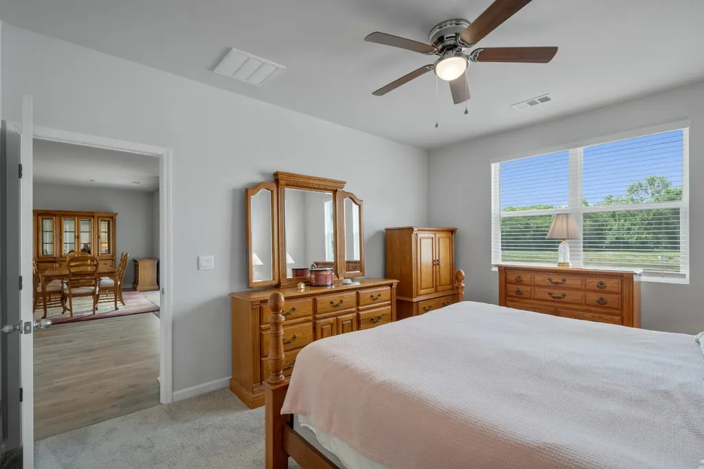 1504 Dove Drive Lebanon TN 37087