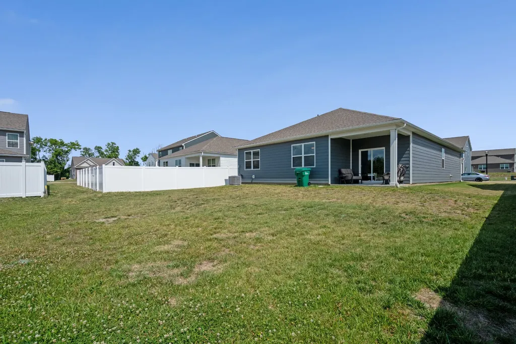 1504 Dove Drive Lebanon TN 37087