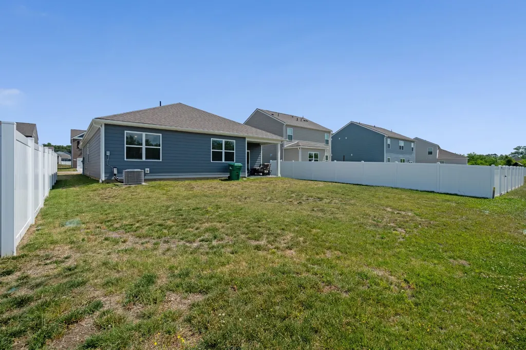 1504 Dove Drive Lebanon TN 37087