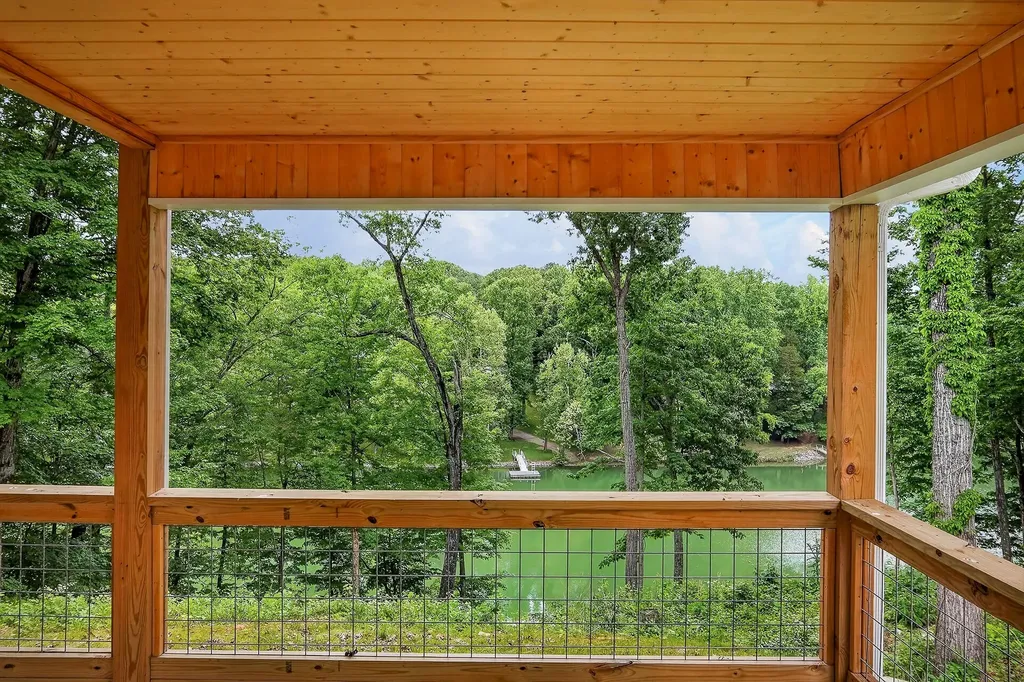 253 River Front Drive Sparta TN 38583