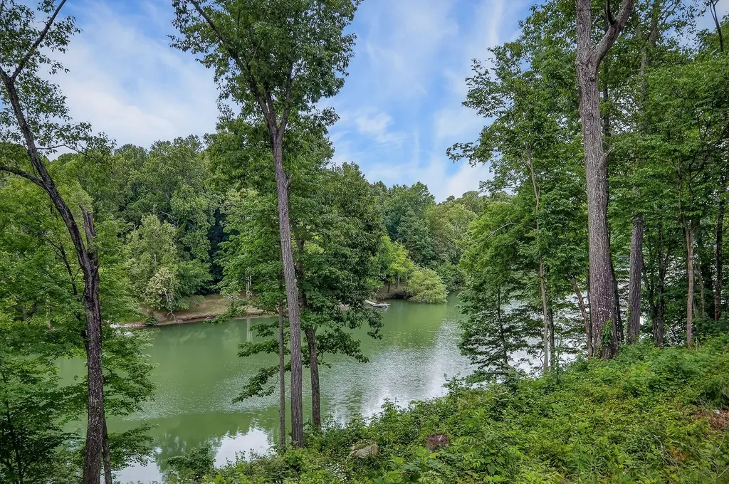 253 River Front Drive Sparta TN 38583