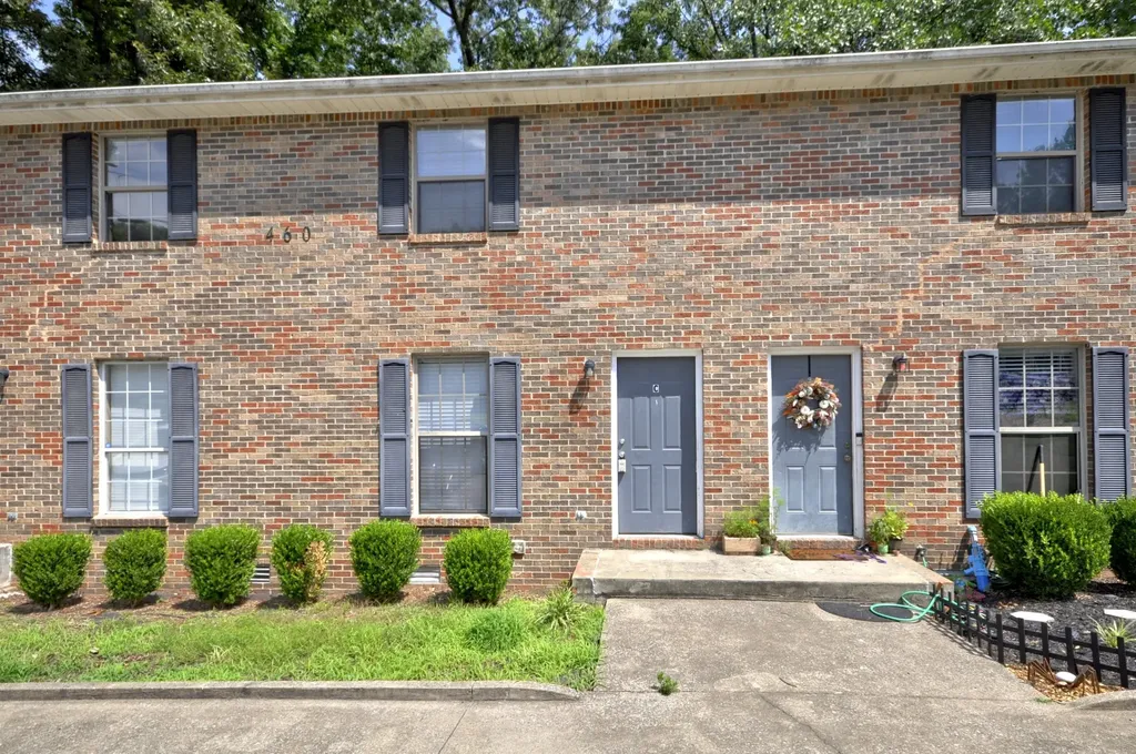 460 Martha Lane Clarksville TN 37043