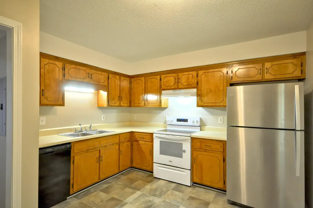 460 Martha Lane Clarksville TN 37043