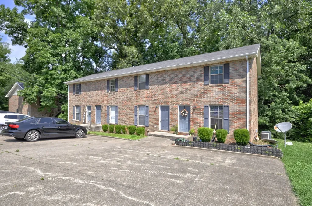 460 Martha Lane Clarksville TN 37043