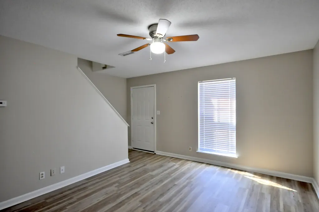 460 Martha Lane Clarksville TN 37043