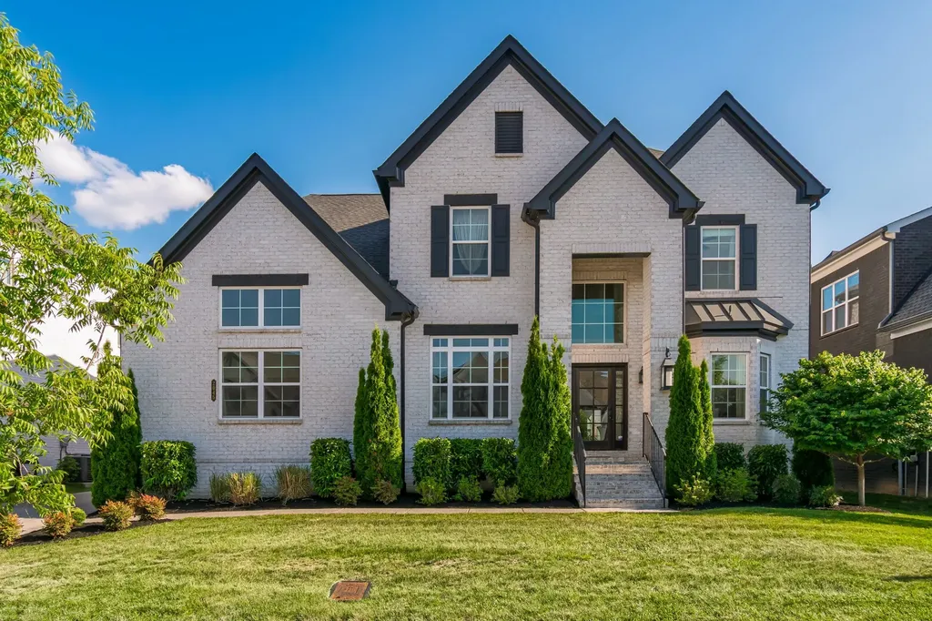 2045 Bocage Circle Nolensville TN 37135