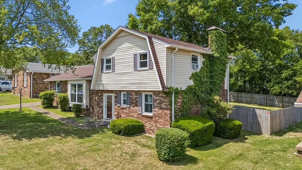 2946 Anderson Road Nashville TN 37217