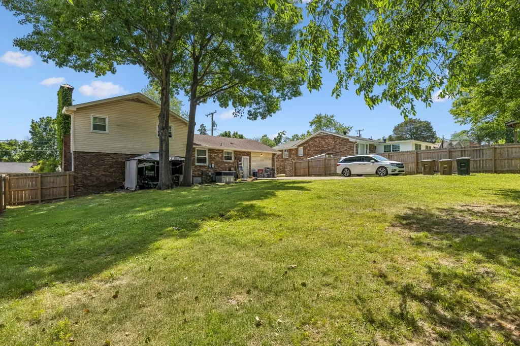 2946 Anderson Road Nashville TN 37217