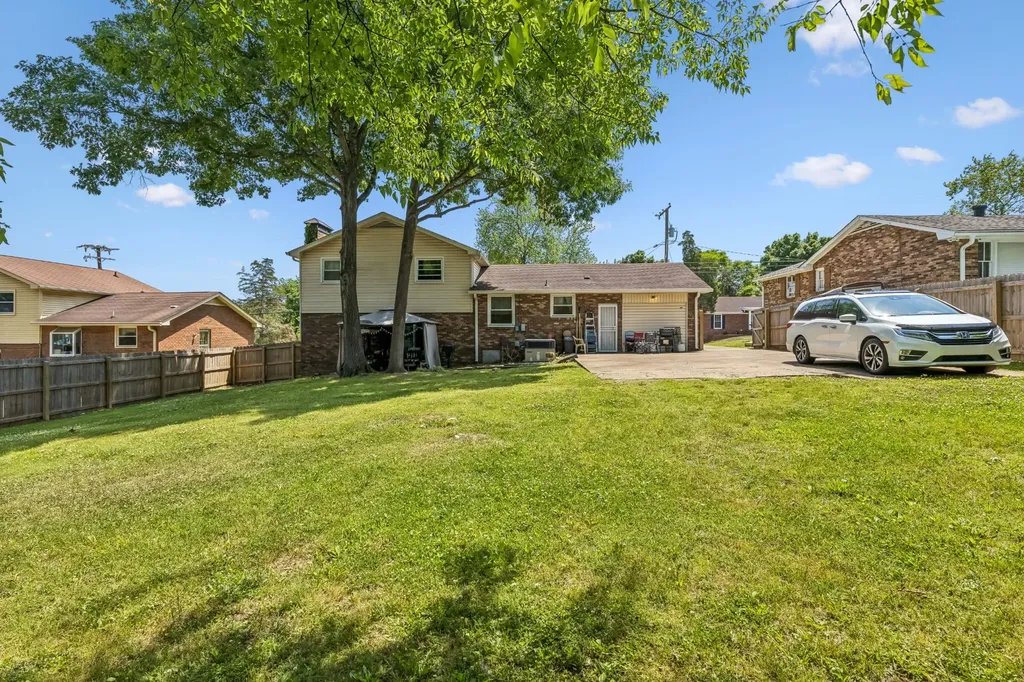 2946 Anderson Road Nashville TN 37217