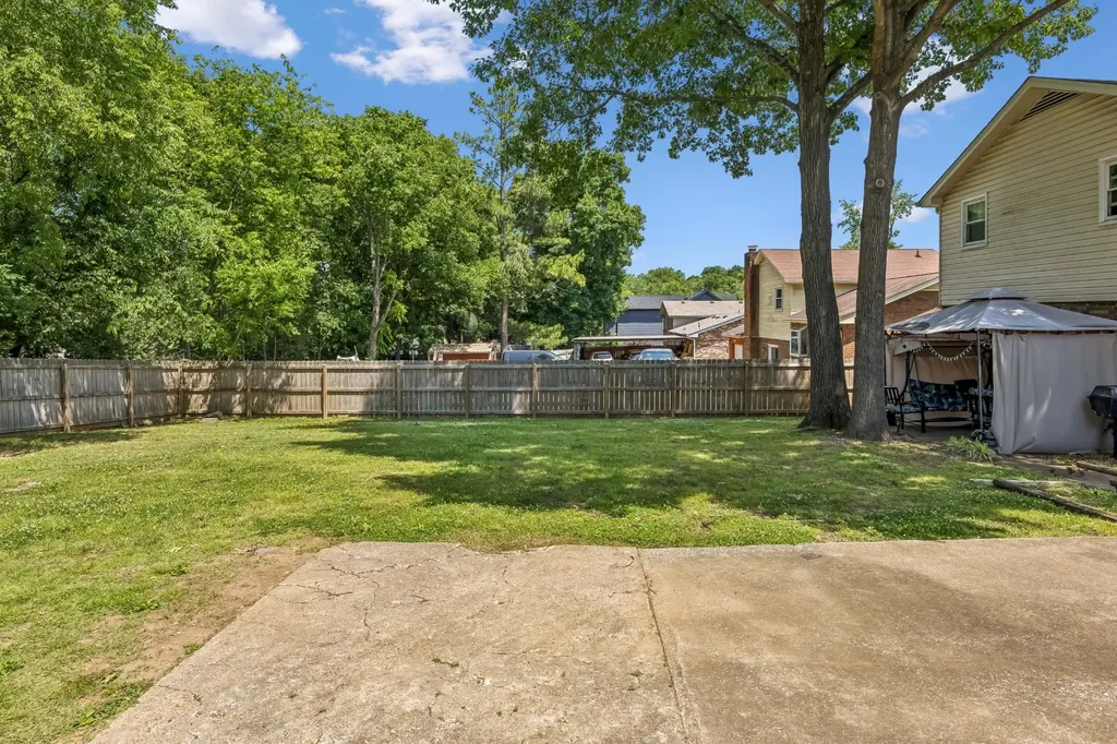 2946 Anderson Road Nashville TN 37217
