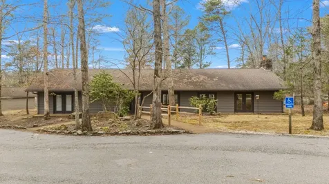 2425 Westlake Avenue Monteagle TN 37356