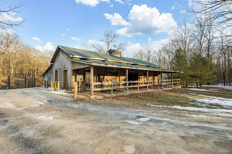 2425 Westlake Avenue Monteagle TN 37356