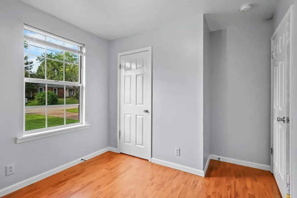 636 R S Bradley Boulevard Clarksville TN 37042