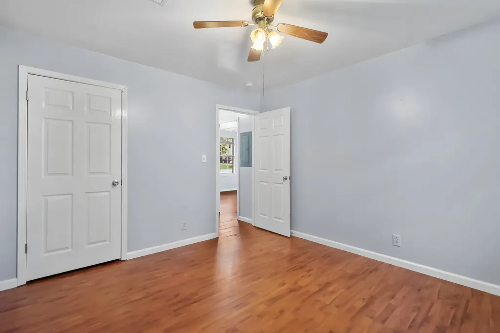 636 R S Bradley Boulevard Clarksville TN 37042