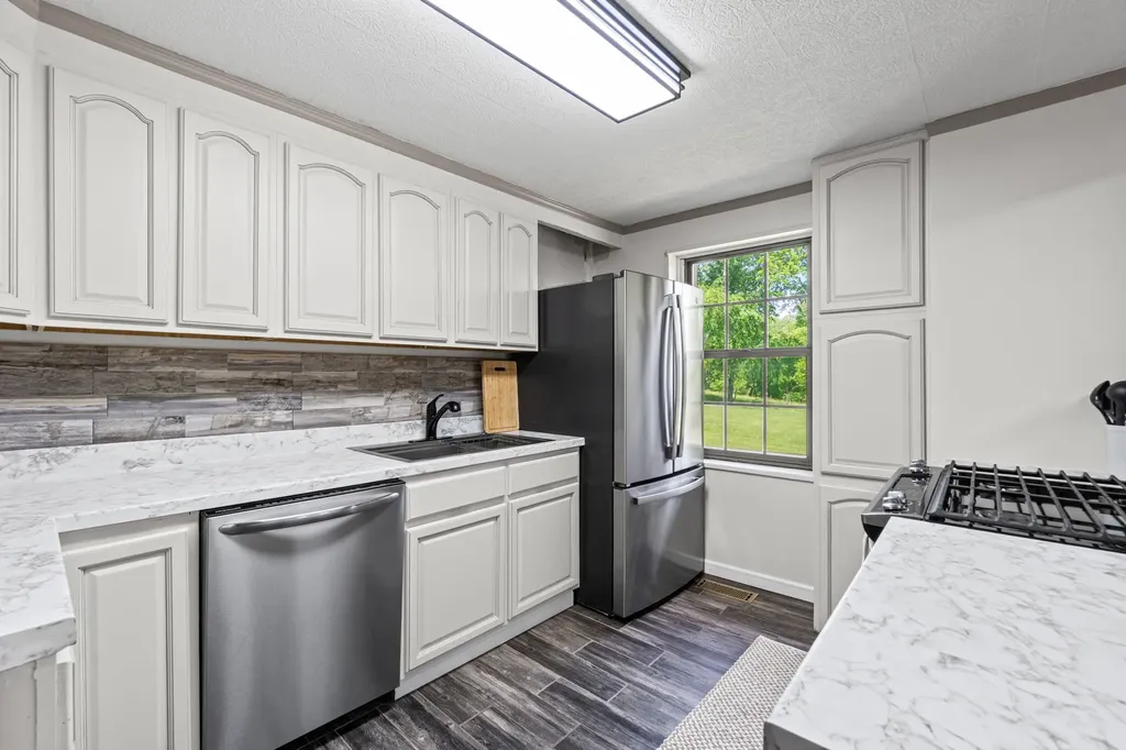 1805 Open Range Road Crossville TN 38555